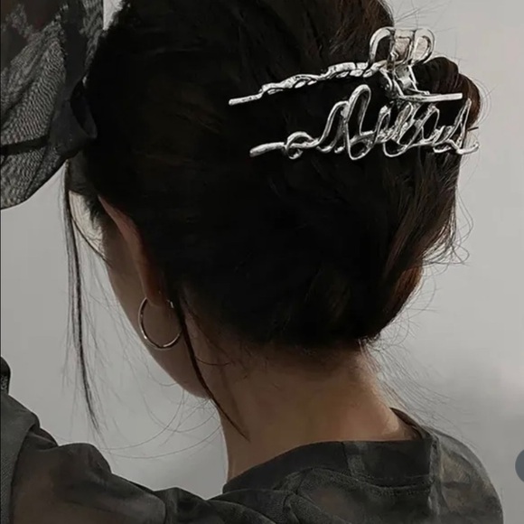 Super Elegant Silver Hairpin to Enhance your Casual or Night Our Hair look main image 6